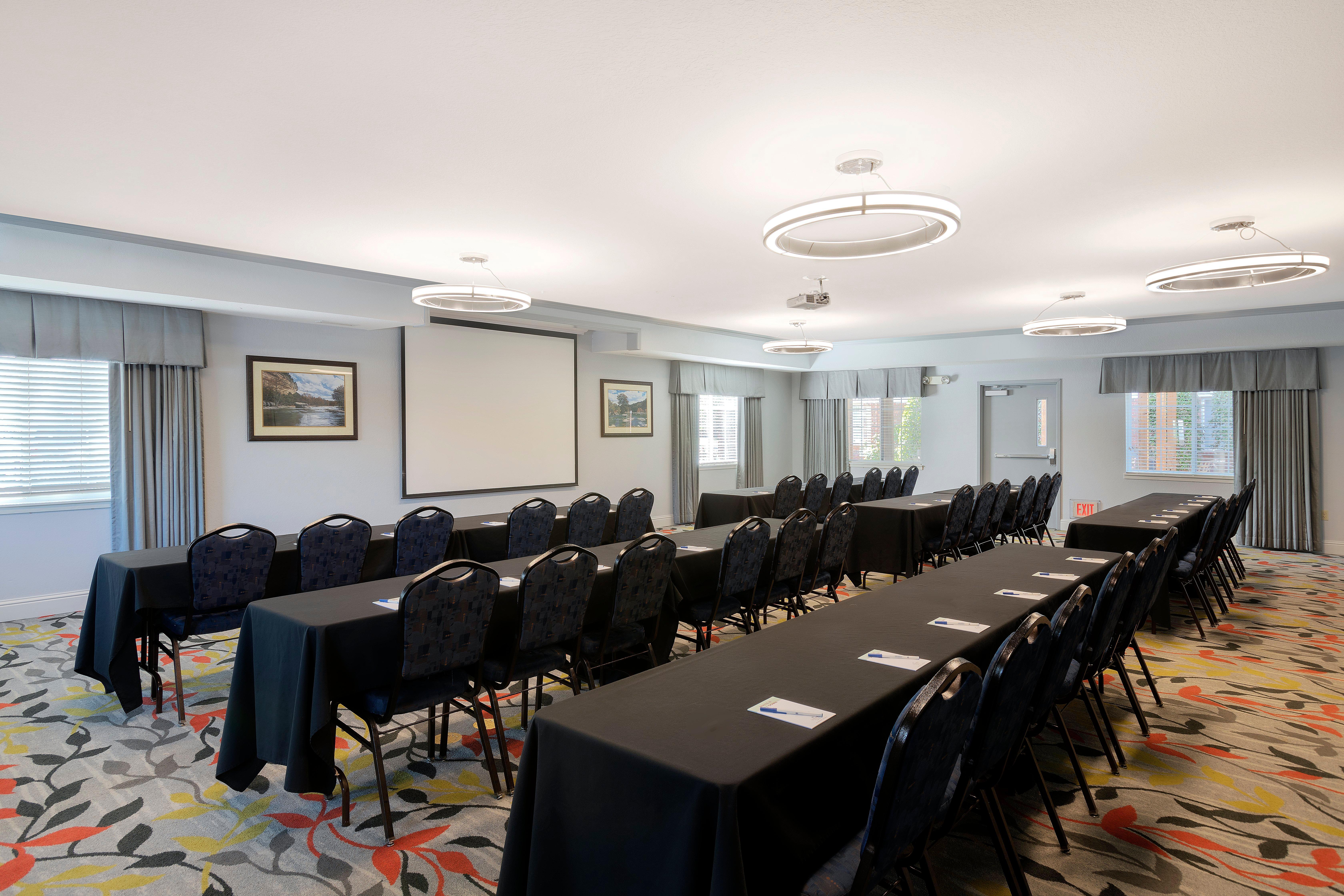 Candlewood Suites Rogers-Bentonville By Ihg Exterior photo